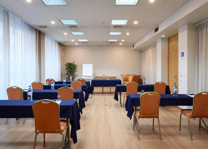 Tryp By Wyndham Porto Centro Hotel