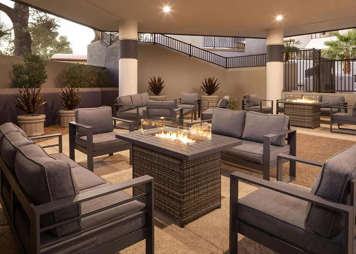 Delta Hotels By Marriott Phoenix Mesa
