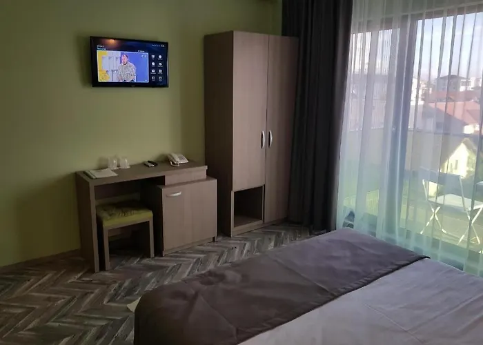 Friday Hotel