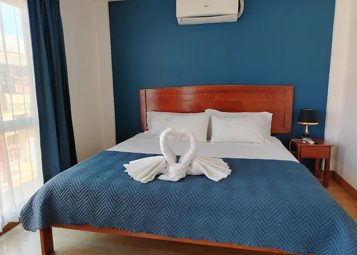 Park View Hotel & Restaurant