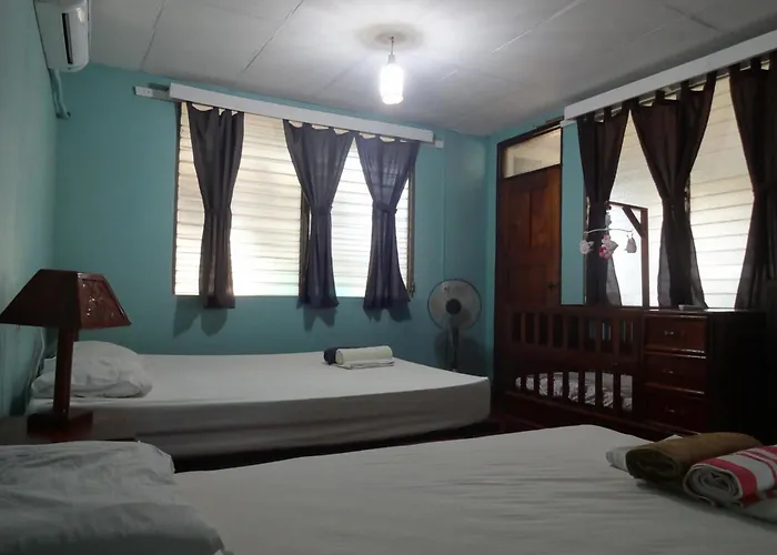 Hostal Harvest House