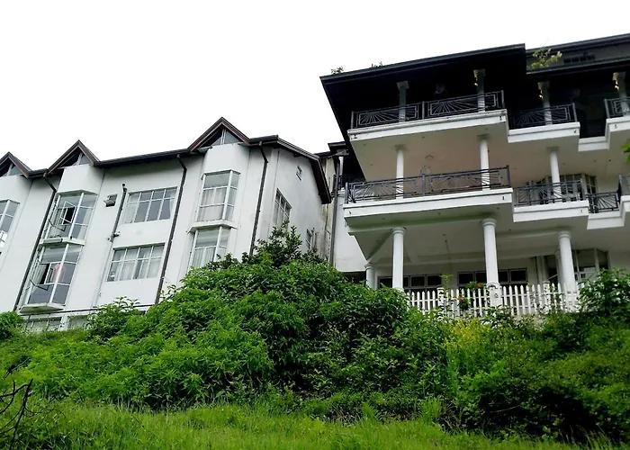 Drizzle Ridge Hotel