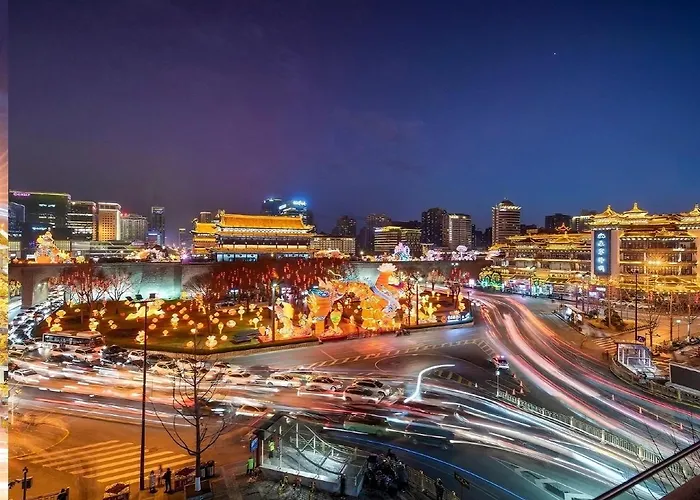 Xi'An Bell Tower Yongning Gate Orange Crystal Hotel