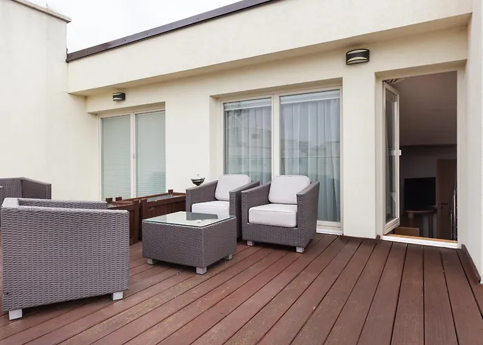 Roset Hotel&Residence