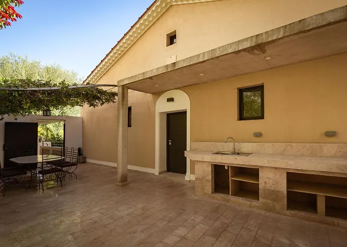 Hotel Le Roquebrune