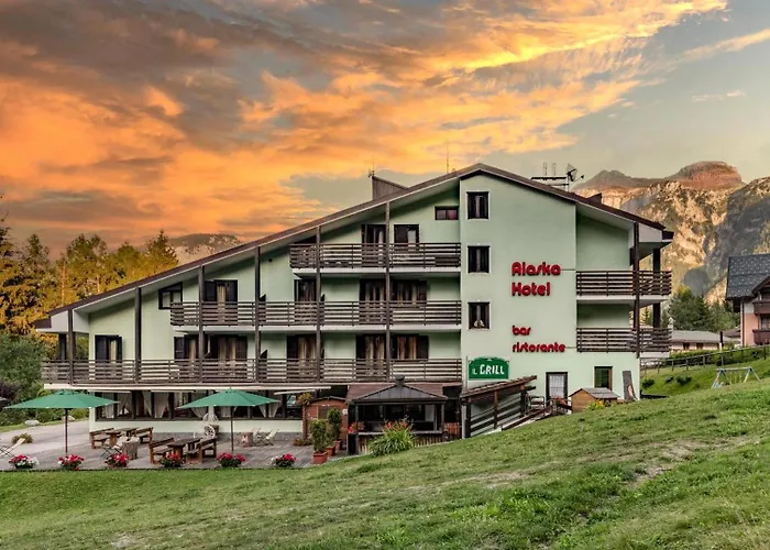 Hotel Alaska