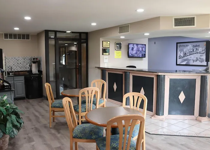 Super 8 By Wyndham Cabot