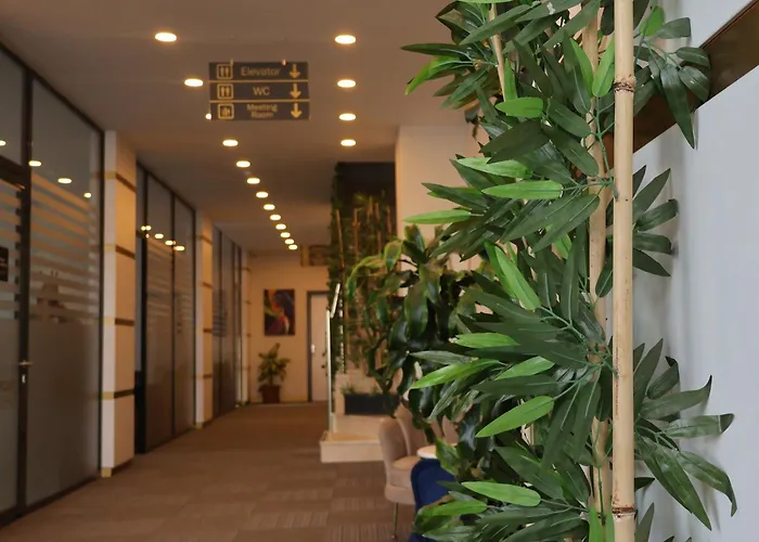 Home Plus Hotel