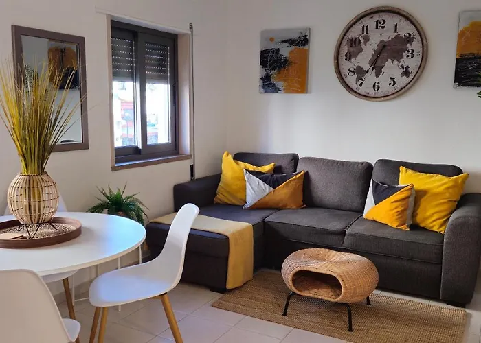 Casa Dos Sinos 2Bedroom Beach Apartment With Terrace