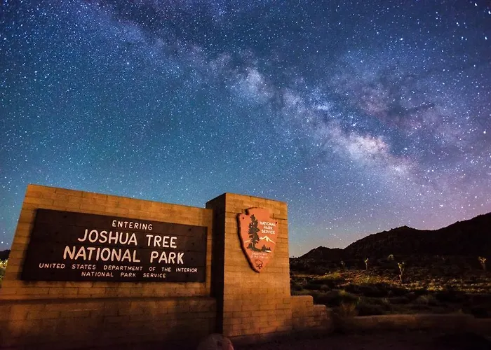 Nightsky Nest ※ Desert Getaway By Joshua Tree Park