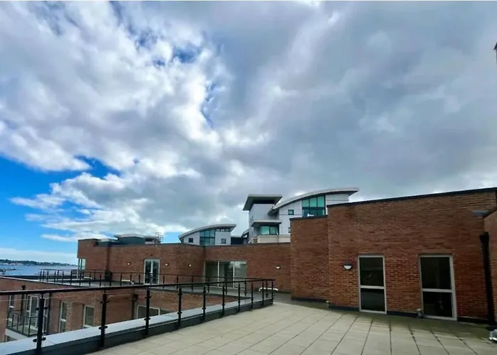 Poole Quay Seaside Escape-Free Parking 3 Mins Away