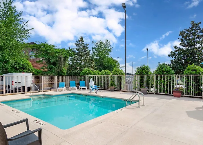 Comfort Suites Oxford I-20 Exit 188