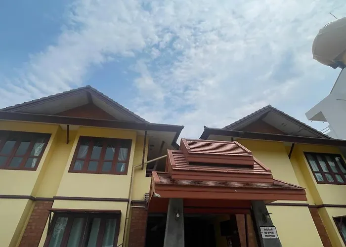Yellow Tique Hotel