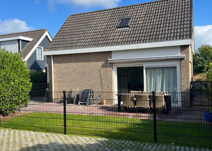 Deltageul 39 Noordzeepark - ruim en rustig gelegen vakantiehuis nabij strand - geen verhuur aan bedrijven