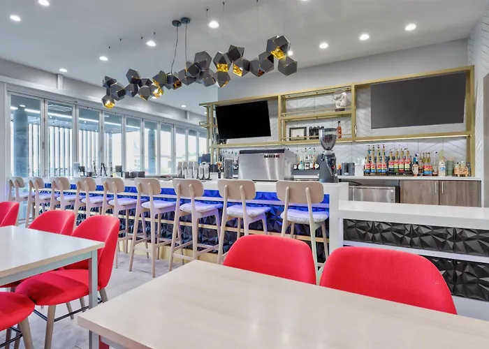 Home2 Suites By Hilton Paris