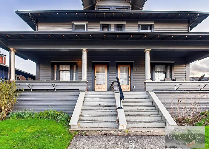 Boho Revival Modern Glam With Ac In Downtown Albany