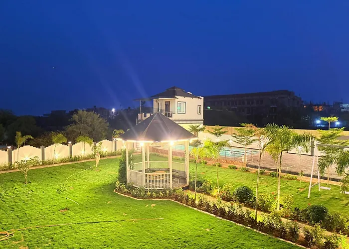 Popli Paradise Resort