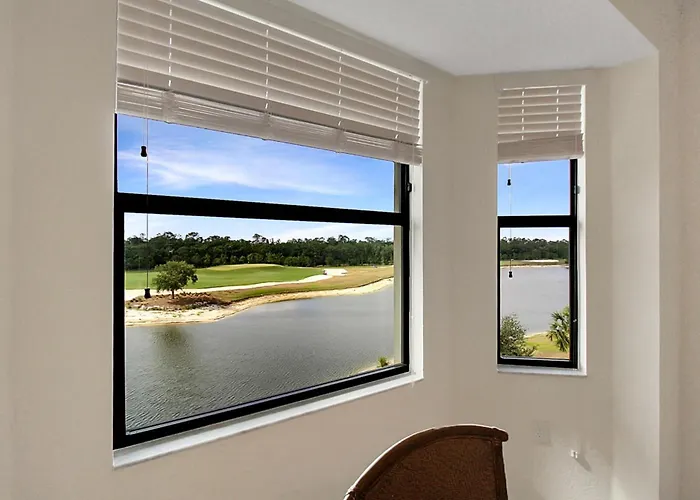 Lakewood National 4Th Floor Condo With Lake And Golf Coarse Views - Green View Getaway