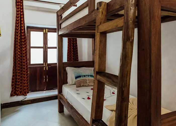 Shoki Shoki Guest House