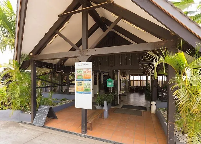 Coconut Palms Resort & Diamond Casino