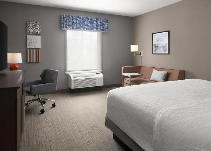 Hampton Inn & Suites Yonkers - Westchester