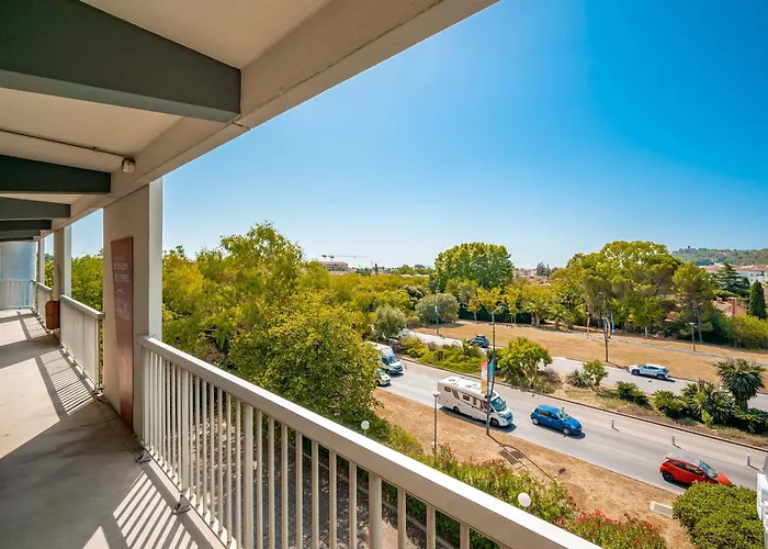 B&B Hotel Hyeres