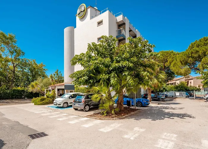 B&B Hotel Hyeres