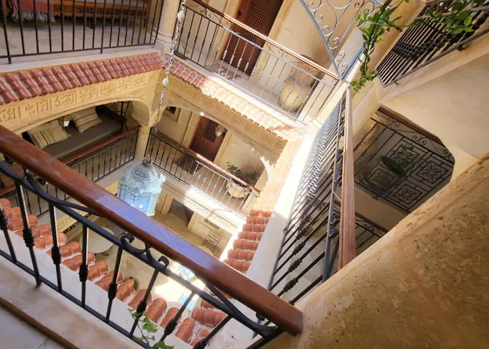 Al Madina, Traditional Riad