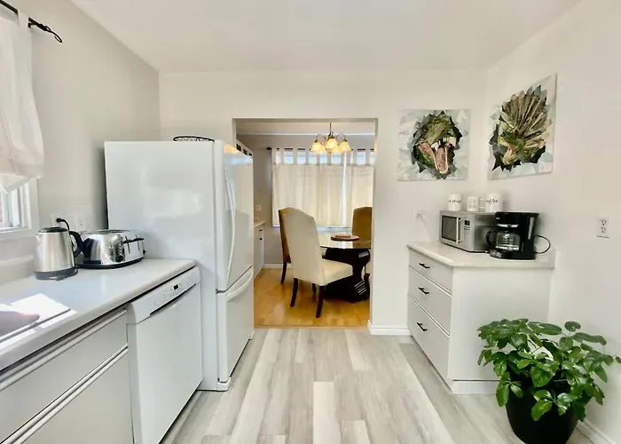 Hoodoo Hideout - 2Br House - Family Retreat - King Suite
