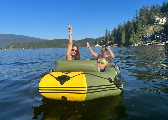 Deep Cove Holiday