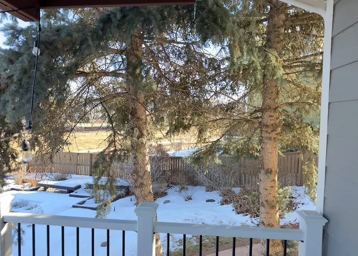 Modern Haven Scenic Nature Views Near Chatfield Park