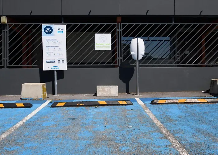 Campanile Prime - Nimes Centre