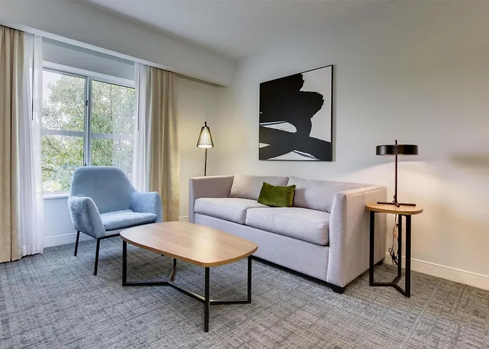 Homewood Suites By Hilton Louisville-East