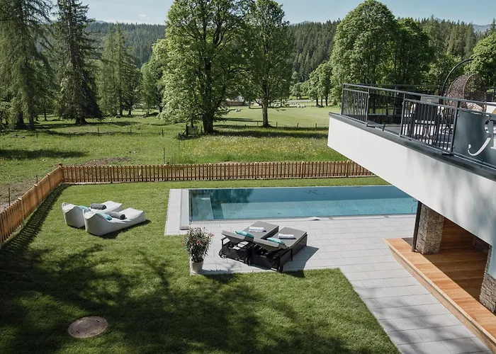 Hotel Roesslhof 4 Star Superior
