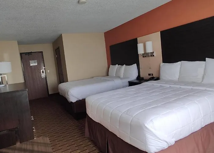 Quality Inn & Suites Benton Harbor - St Joseph