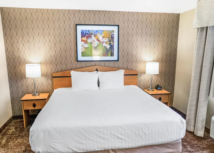 Crystal Inn Hotel & Suites - West Valley City