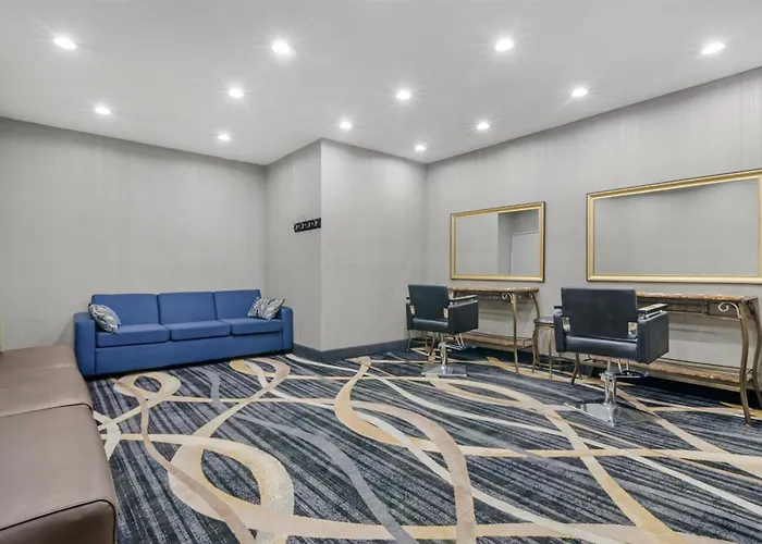 Best Western Plus Washington Hotel
