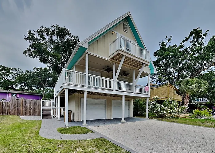 Sandys Beach House