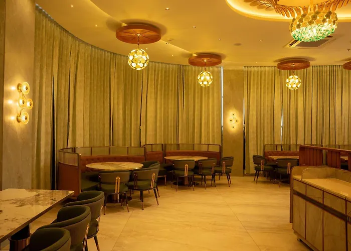 Hotel Grand Arose