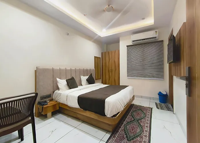 Hotel Venzaa Vijay Nagar