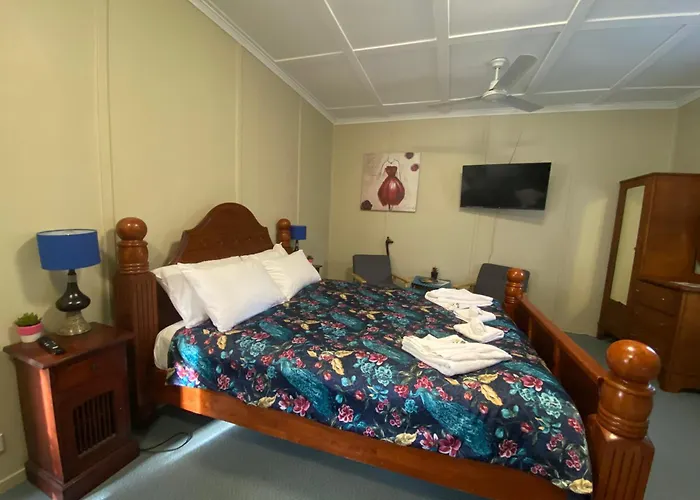 Eungella Chalet Hotel