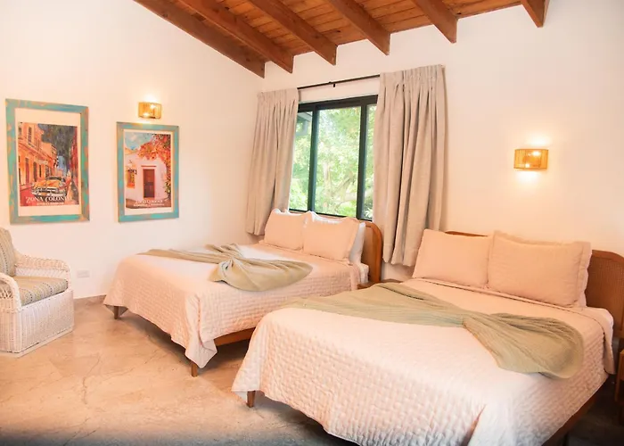 Central Hotel Boutique