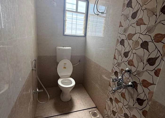 Hotel Wow Inn - Dhanori-Lohegaon Rd, Parande Nagar, Dhanori, Pune