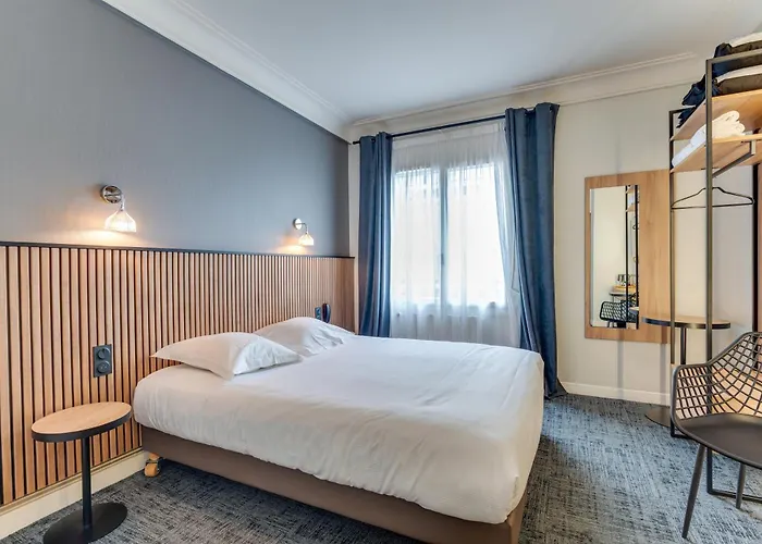 Brit Hotel Confort Cleria Lorient Centre