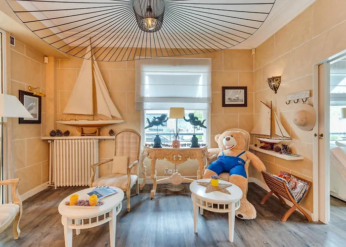 Brit Hotel Confort Cleria Lorient Centre
