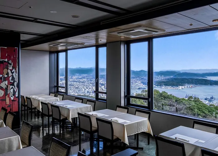 Yumihari-No-Oka Hotel