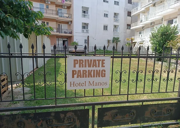 Hotel Manos