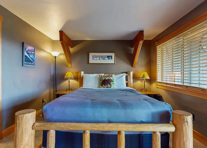 3 Bed 3 Bath Vacation Home In Schweitzer Mountain