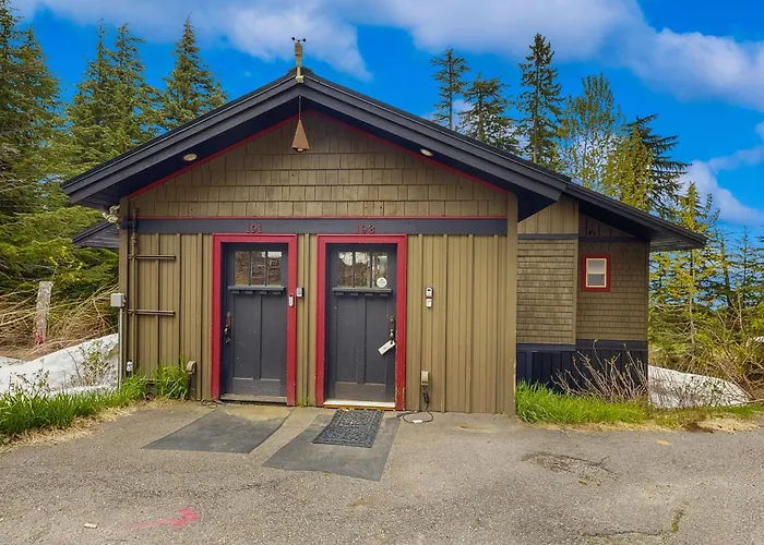 3 Bed 3 Bath Vacation Home In Schweitzer Mountain