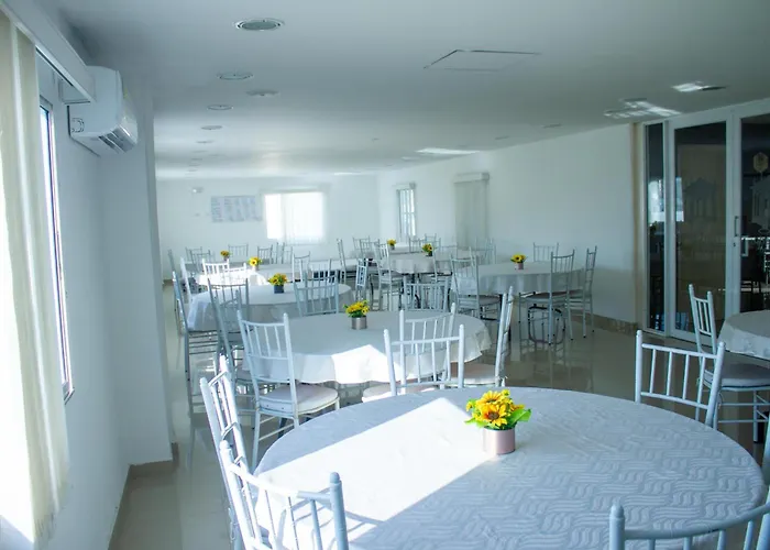 Hotel Parque de los Novios Inn